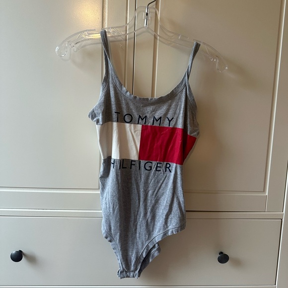 Tommy Hilfiger X UO Graphic Bodysuit XS - Picture 3 of 6
